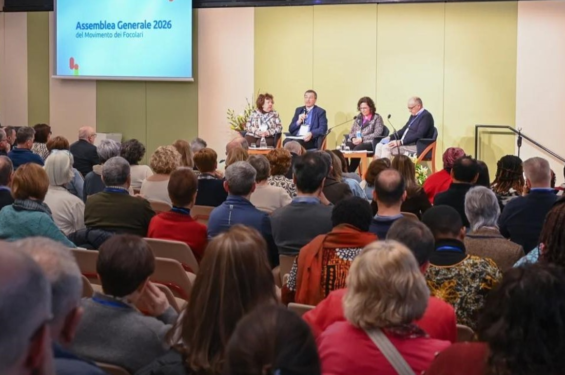 elkezdodott-a-fokolare-mozgalom-altalanos-nagygyulese